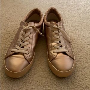 rose-gold shoes